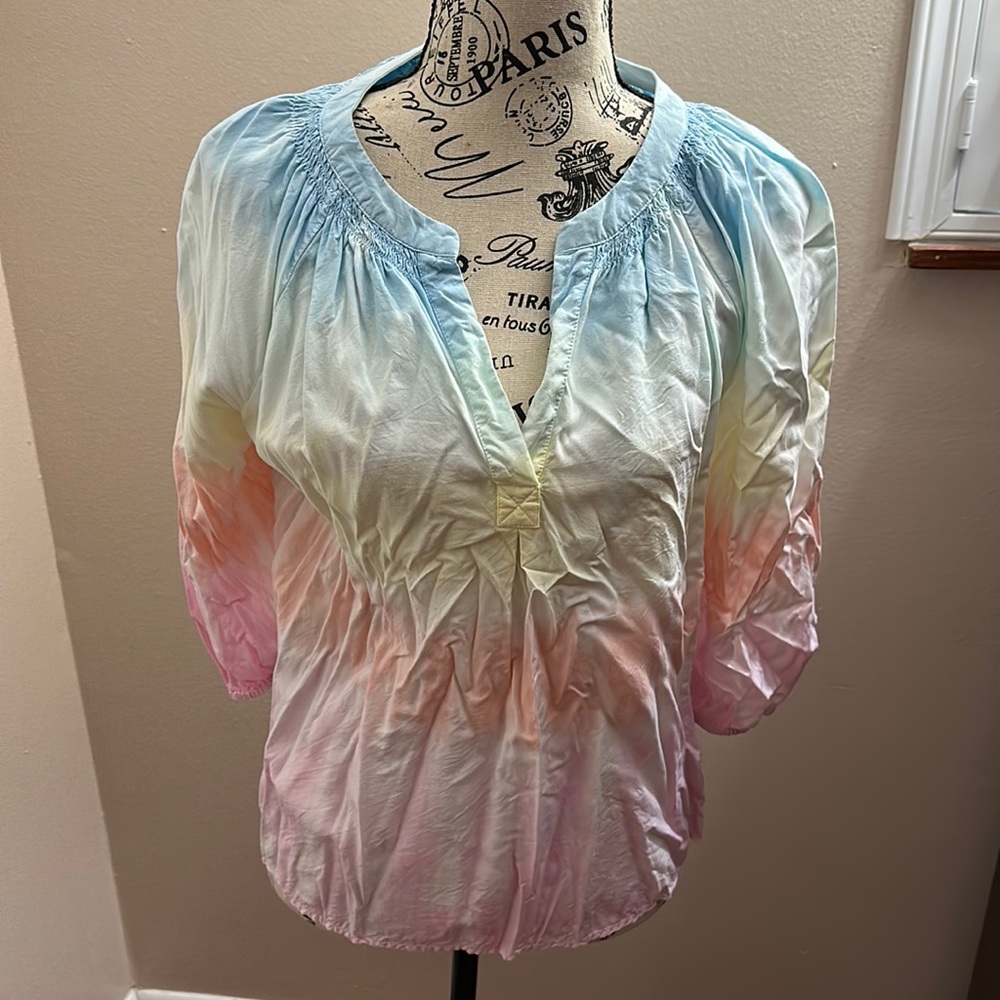 Crown & Ivy top